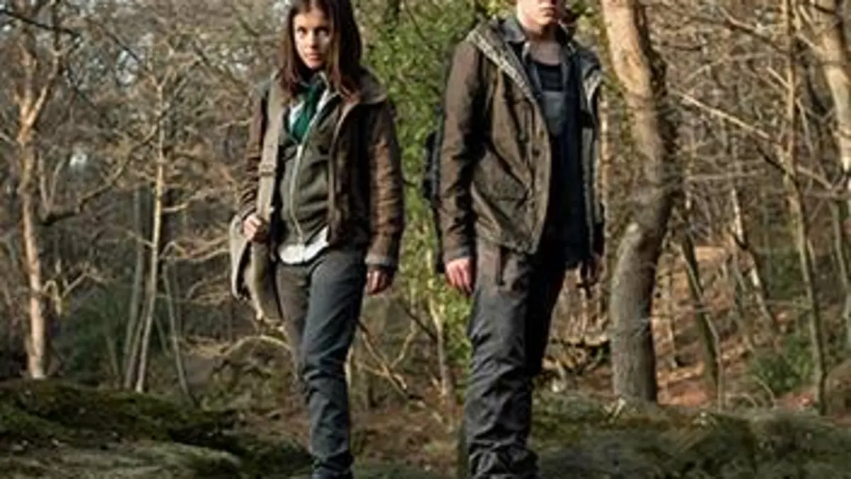 Wolfblood : le secret des loups S03E03 Tensions et mensonges