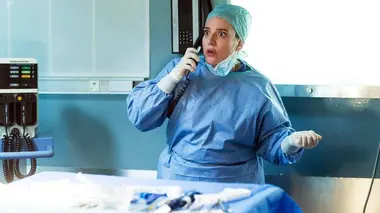 Workingirls à l'hôpital S04E01 Le miraculé