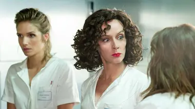 Workingirls à l'hôpital S04E07 Thérapies alternatives