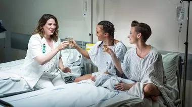 Workingirls à l'hôpital S04E10 Une tâche pour deux