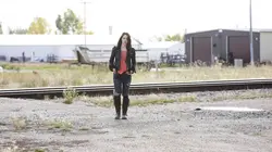 Wynonna Earp S01E01 Purgatory