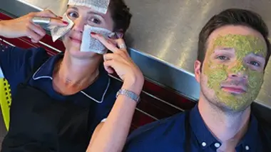 Cosmétiques : faut-il se méfier des belles promesses ?