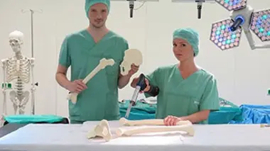 Prothèses de hanche : remplacer une articulation, ça marche vraiment ?