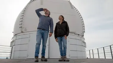 Observer l'univers : Notre cosmos sous la loupe