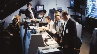 X-Files S09E12 Dans les abîmes