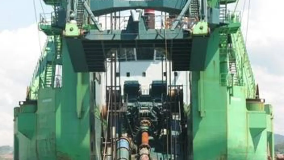 X Machines De Titan S02E07