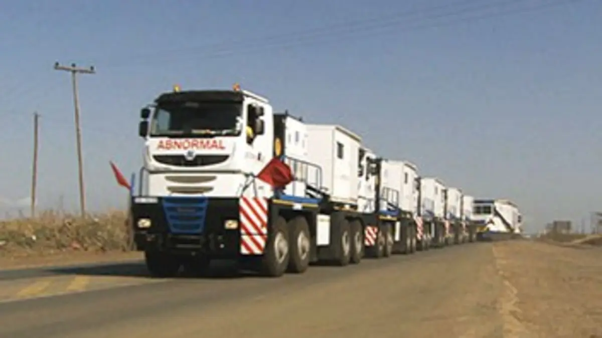 X machines de titans S02E01 Convoi de l'extrême