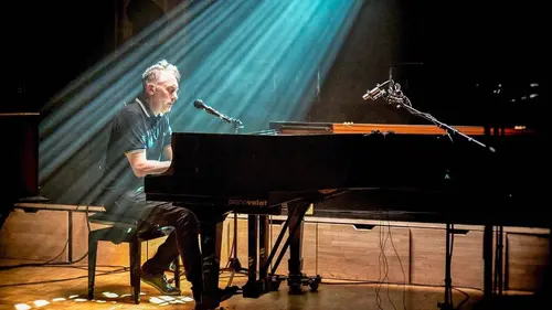 Yann Tiersen dans Release Party