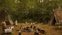 Yellowjackets S03E01 Fille tendance