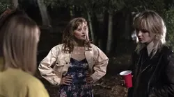 Yellowjackets S01E01 Pilote