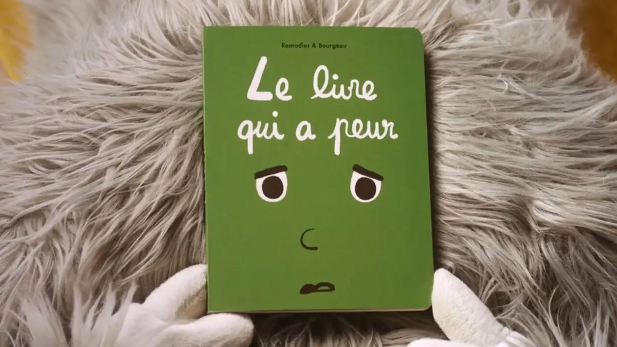 Yétili S06E13 Le livre qui a peur et le livre coquin