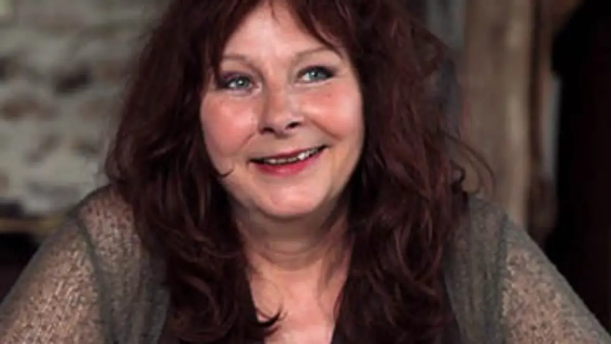 Yolande Moreau, les nuages et la terre