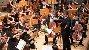 Young Euro Classic : Yerevan Youth Symphony Orchestra, Sergey Smbatyan