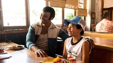 Young Rock S02E10 Le code de Rocky