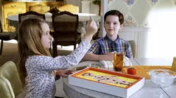 Young Sheldon S01E14 Seuls à la maison