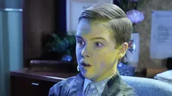 Young Sheldon S05E14 Un grattoir gratuit et des ruses féminines