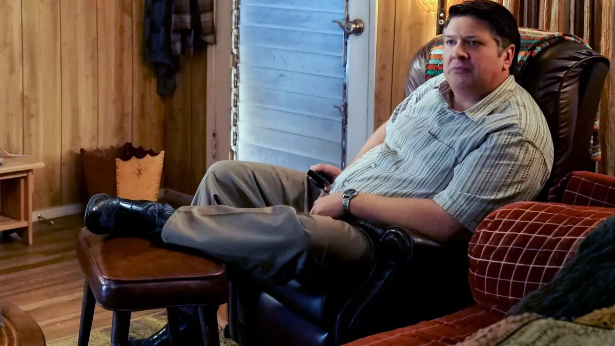Young Sheldon S02E09 Dynamiques familiales et voiture de sport