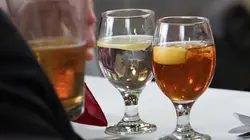 Young Sheldon S03E02 Un placard à balais et une planche de ouija