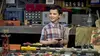 Ms. Hutchins dans Young Sheldon S04E12 Meemaw, génie scientifique (2021)