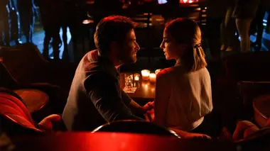 Younger S07E11 La chasse au moustique