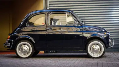 Mini Cooper vs Fiat 500