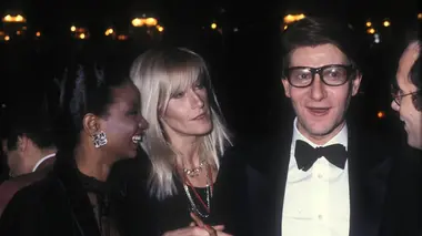 Yves Saint Laurent / Karl Lagerfeld, une guerre en dentelles
