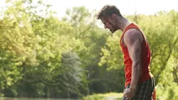 Zomboat ! S01E03 Very bad striptease