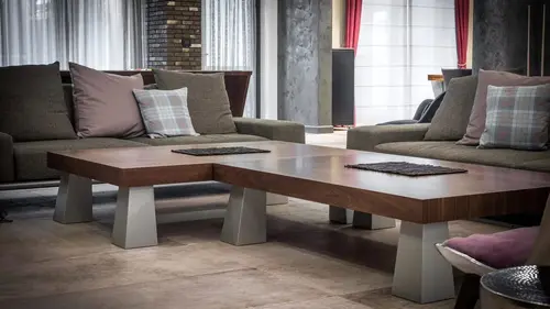 Zone interdite Tout s'achète, tout se vend : enquête sur les nouveaux filons de la seconde main