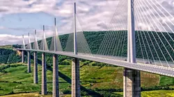 Zone interdite Ils lancent leur commerce au soleil : un été pour réussir