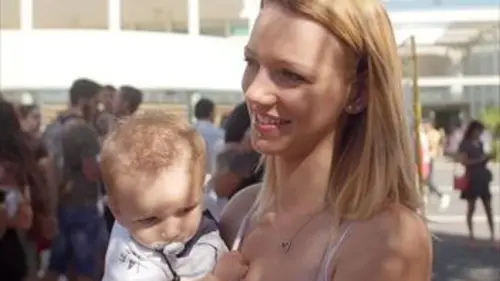 Zone interdite Adolescentes et déjà mamans : le choix d'une vie