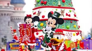 Noël à Disneyland : les secrets de la féérie