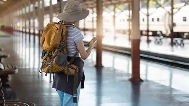 Zone interdite En train, à vélo ou en pick-up : ils vivent l'aventure en Europe