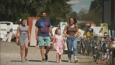 Zone interdite Fini le gaspillage ! Ils inventent la maison 100% recyclée