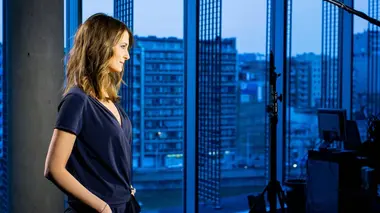 A suivre - Pousse la nana et mouds l'café