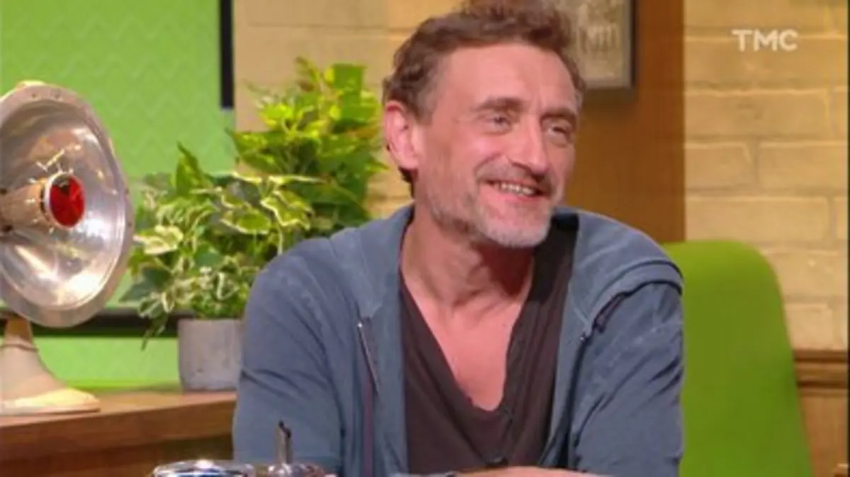 Replay Burger Quiz du 12/08/2023 Burger Quiz S03 EP19 avec Elise